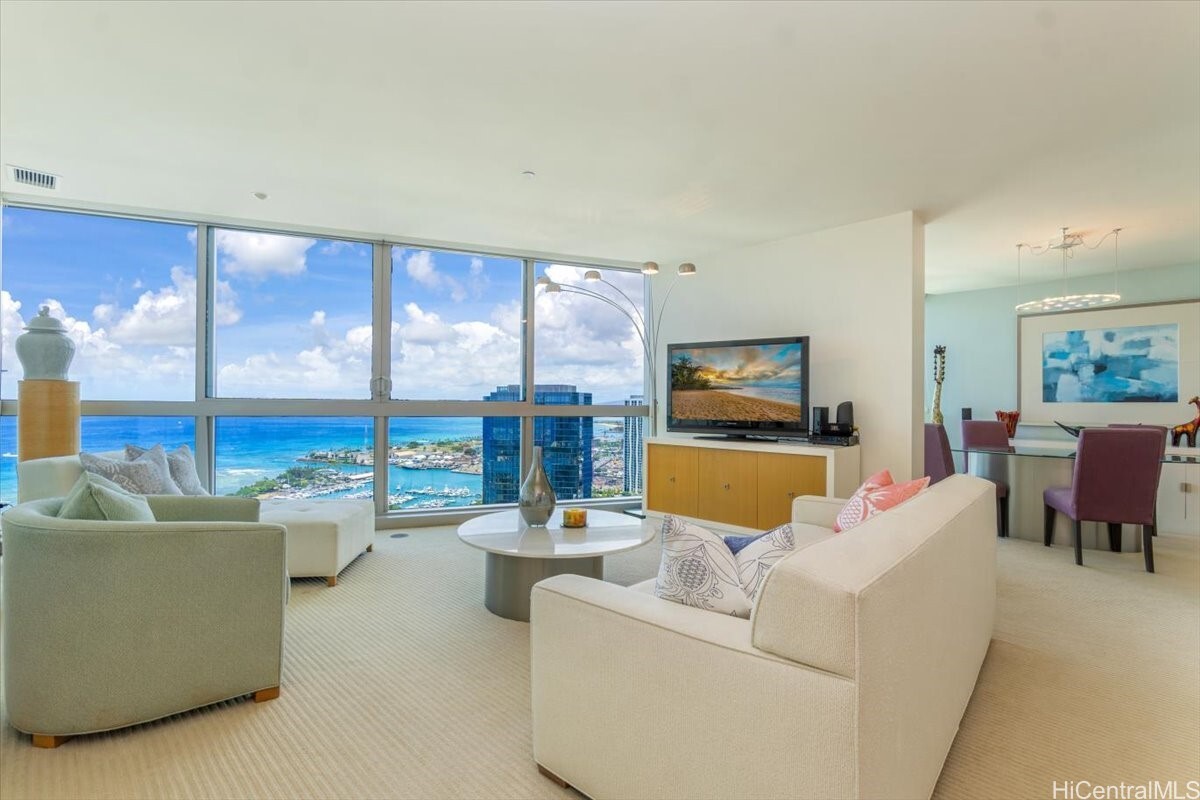 1177 Queen Street Ph4608  Honolulu HI 96814 photo