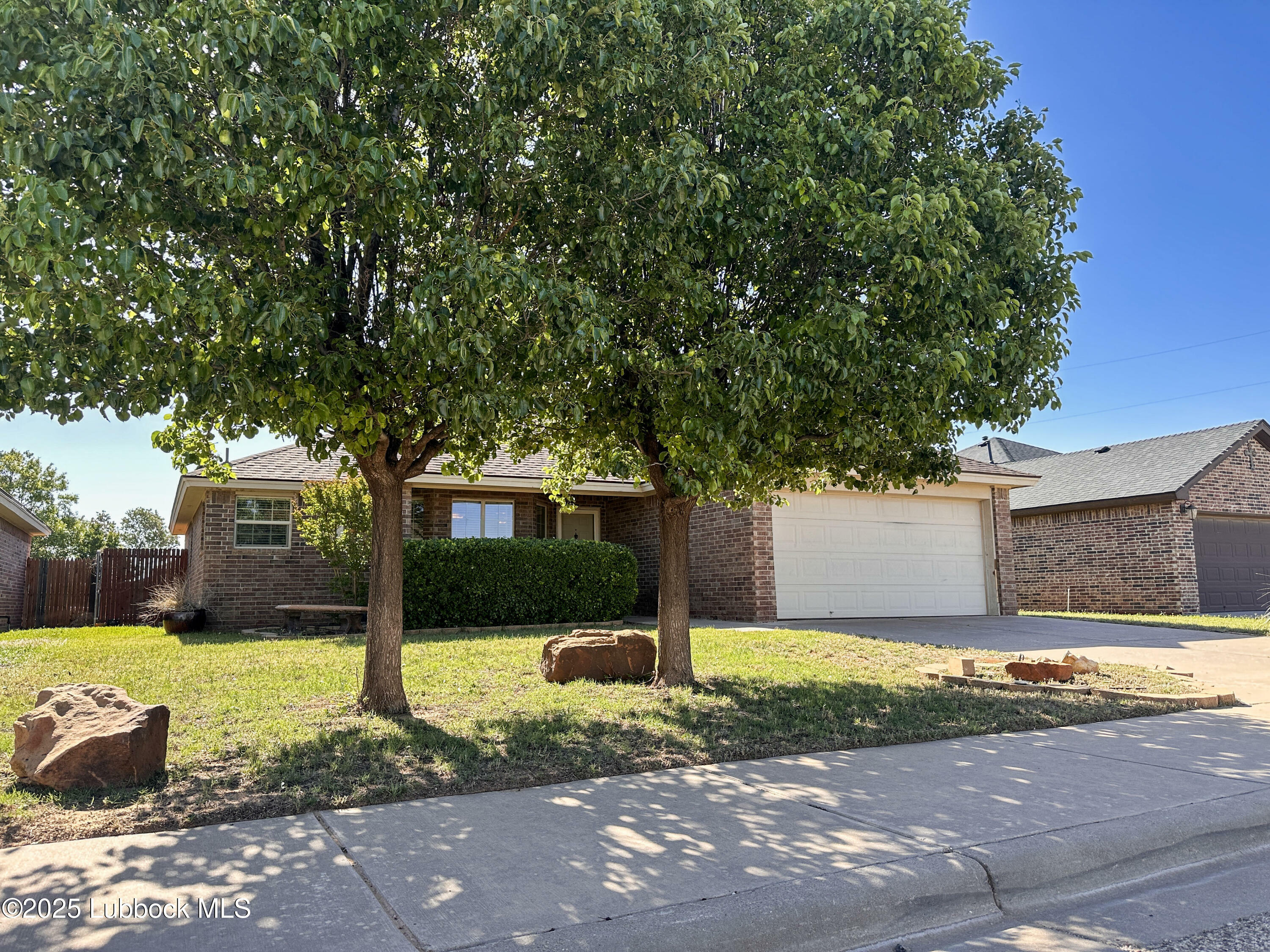 Property Photo: 8911 Avenue T TX 79423