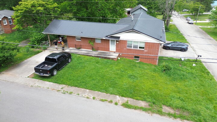 Property Photo:  2014 Eastview Avenue  TN 37760 