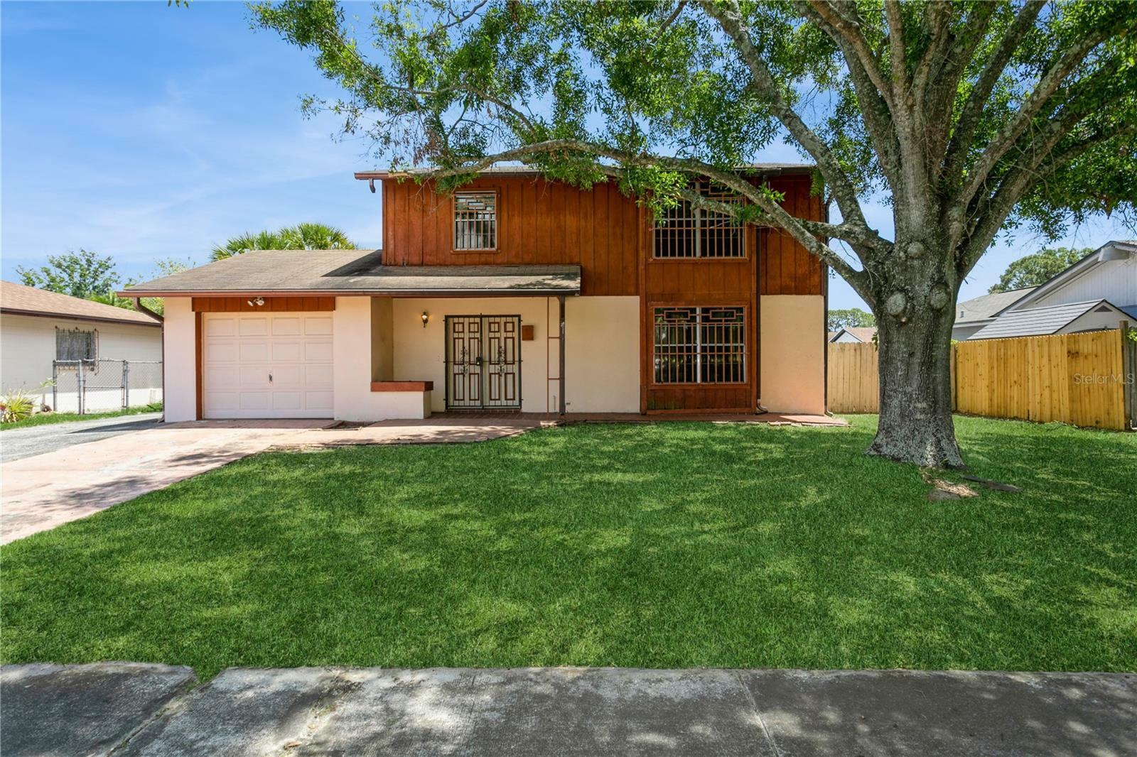 Property Photo: 7317 W Pocahontas Avenue FL 33634