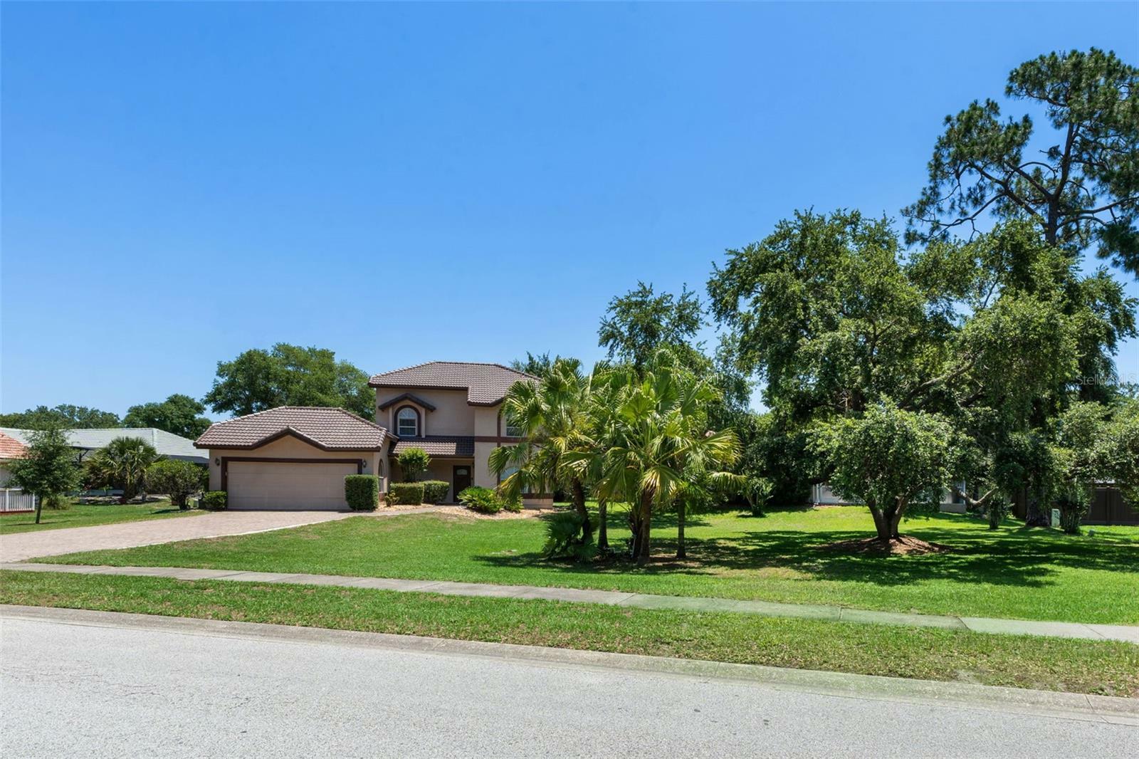 Property Photo: 4019 Lake Mirage Boulevard FL 32817