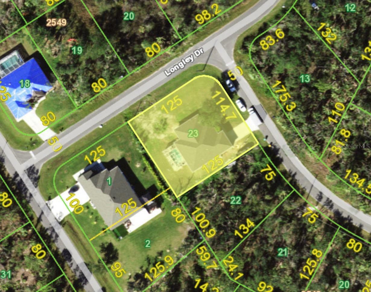 Property Photo: 15417 Hanley Court FL 33953