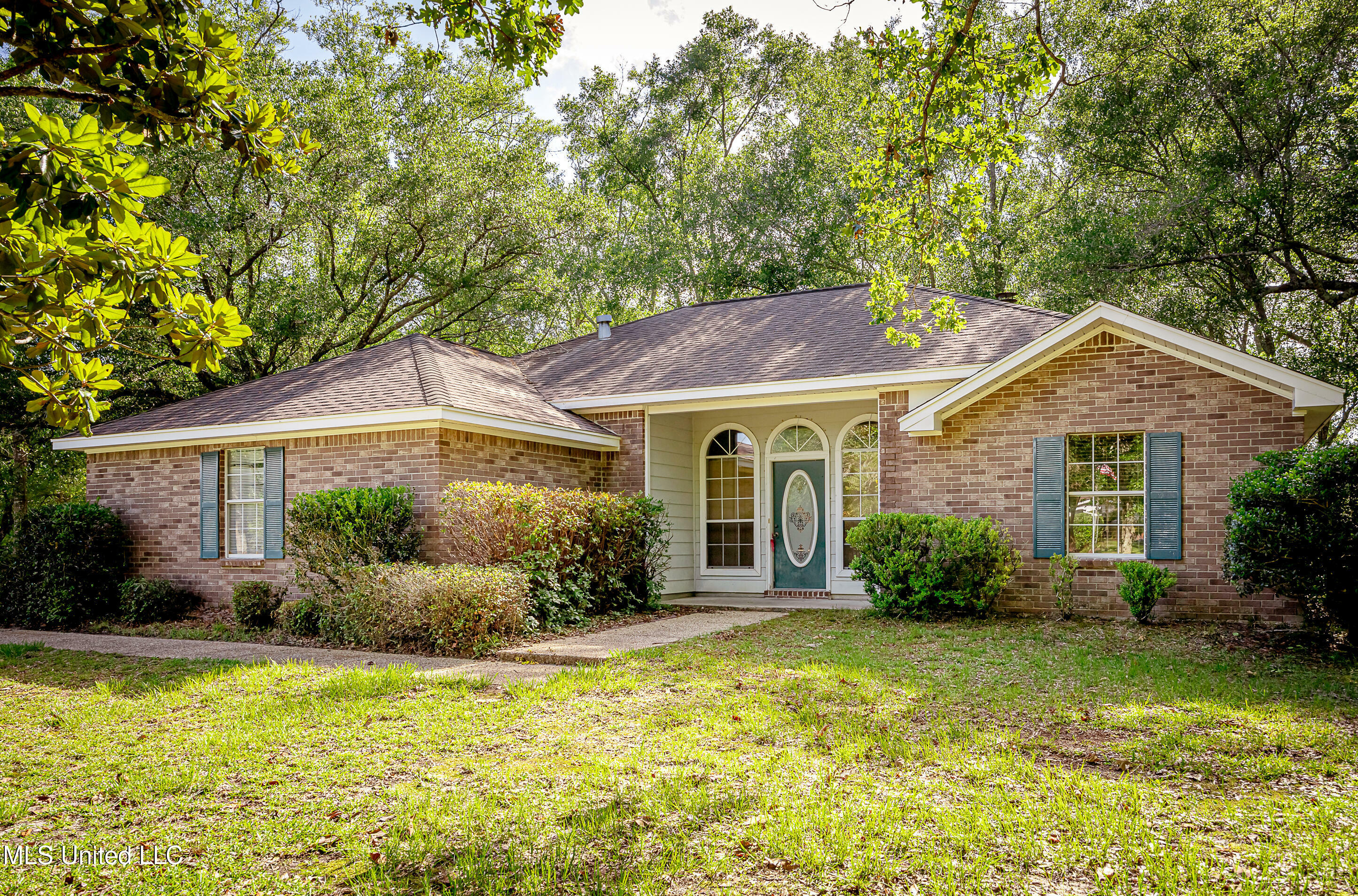 Property Photo: 8113 Barron Road MS 39562