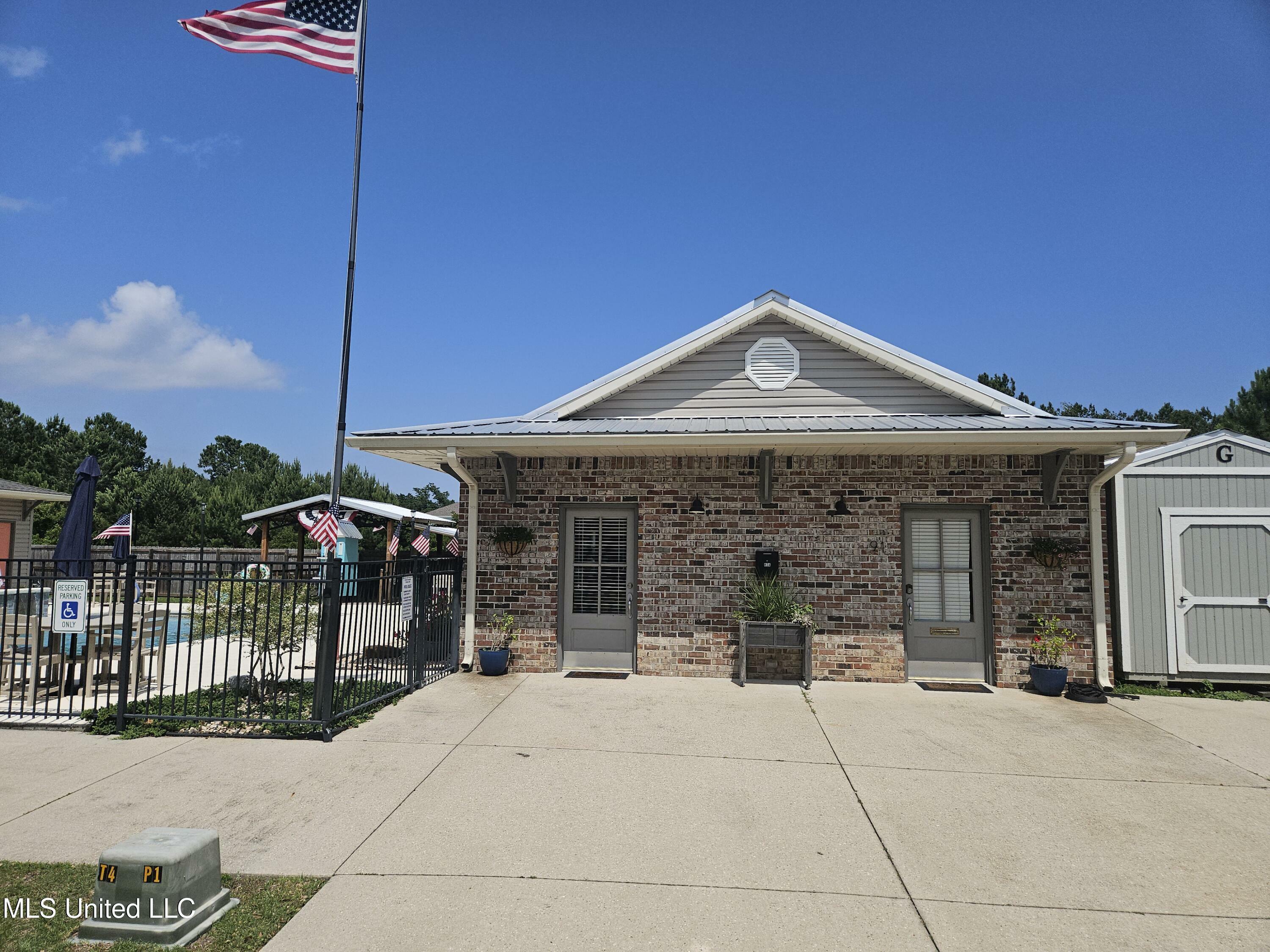 Property Photo: 21 Oak Alley Lane MS 39560
