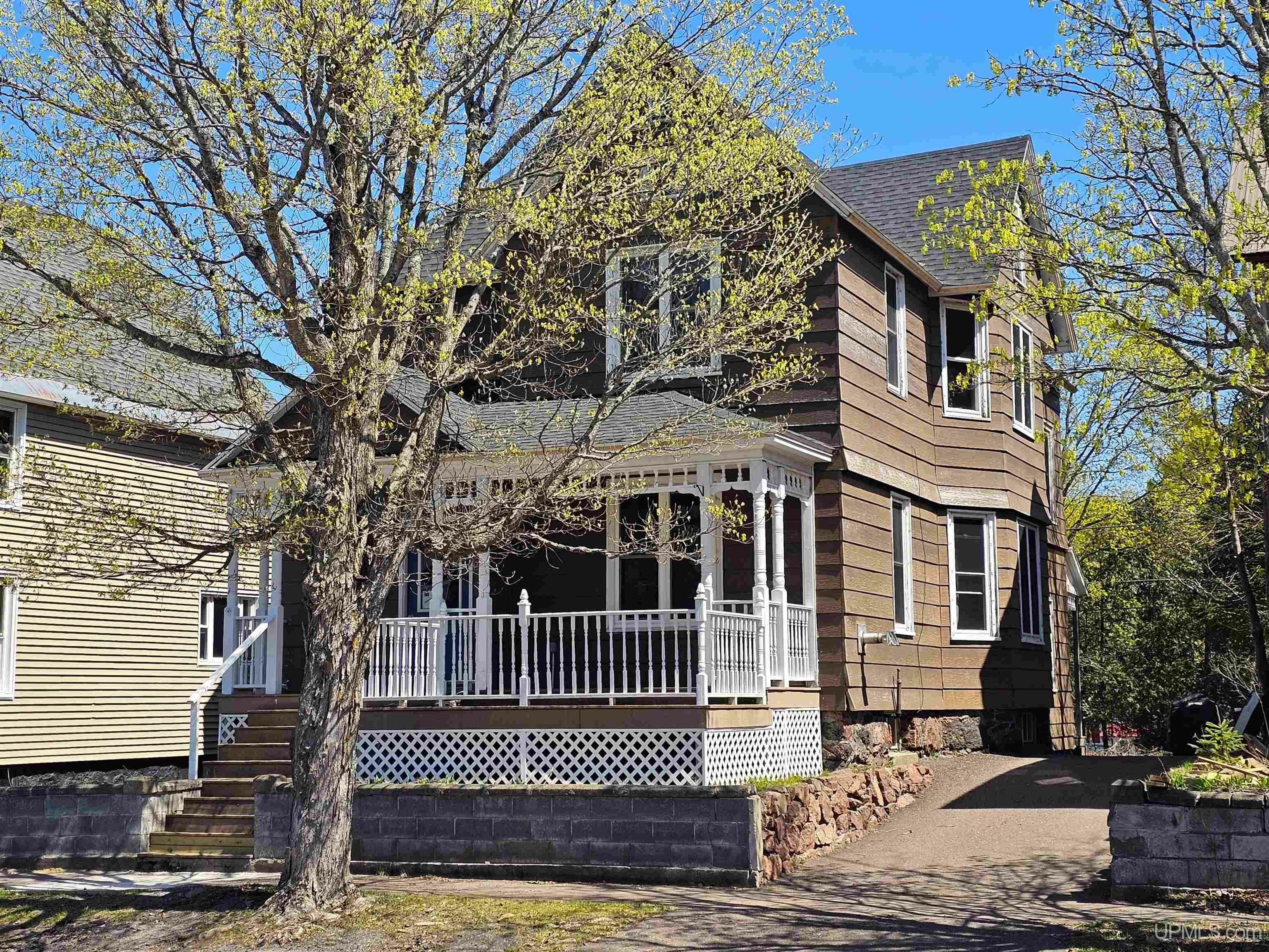 Property Photo: 120 N Pewabic Street MI 49913