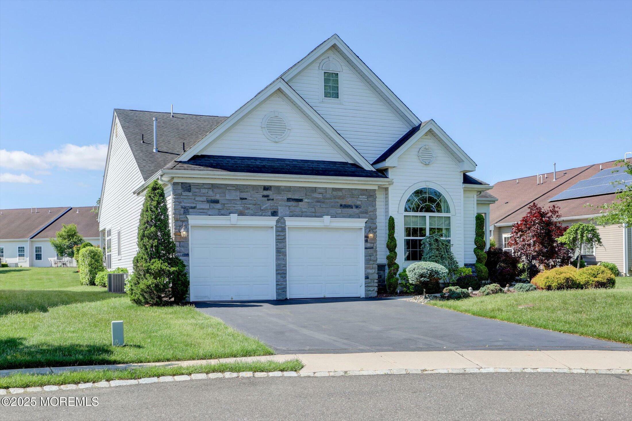 Property Photo: 7 Jester Court NJ 08831