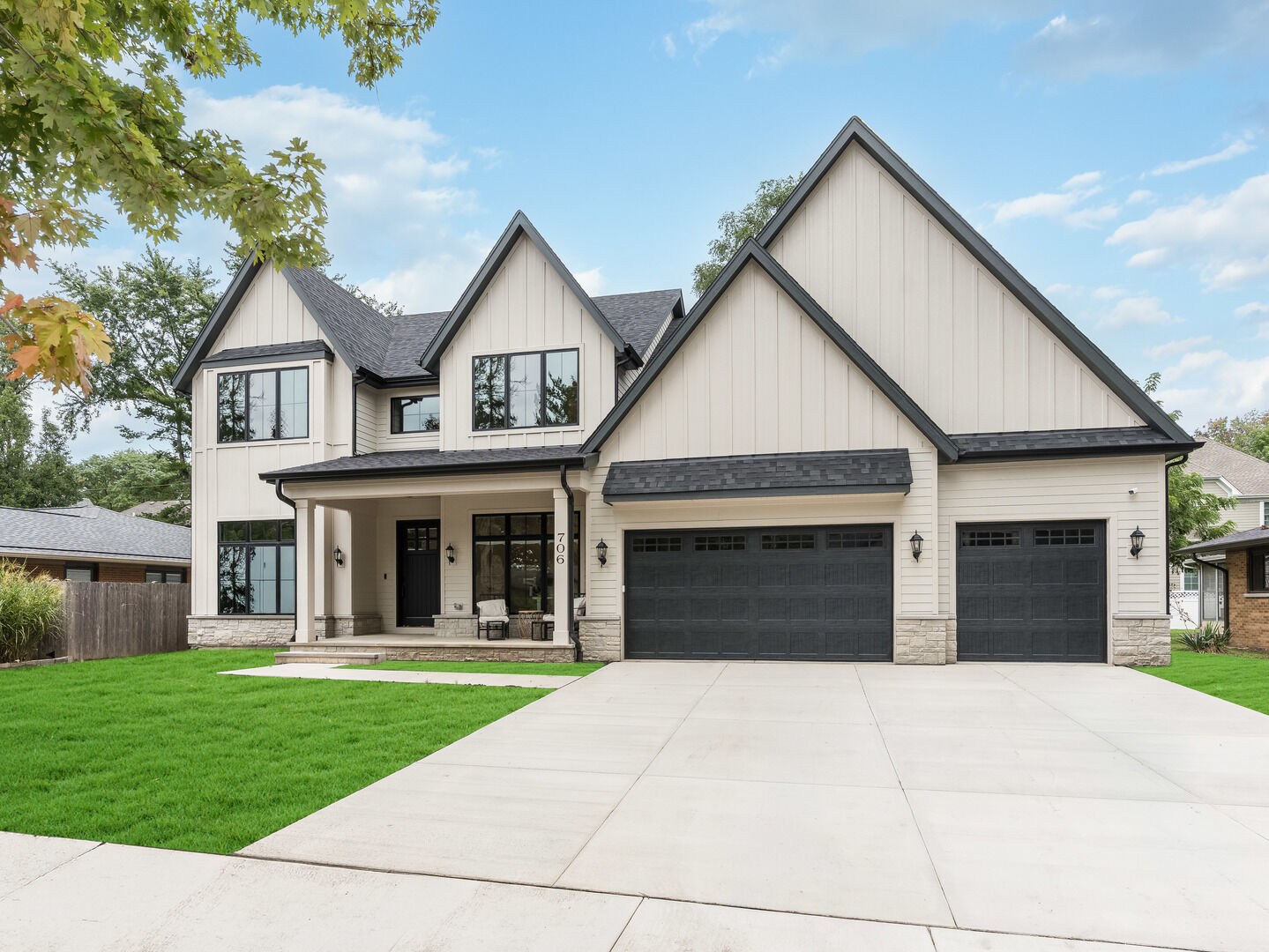 Property Photo:  706 S Loomis Street  IL 60540 
