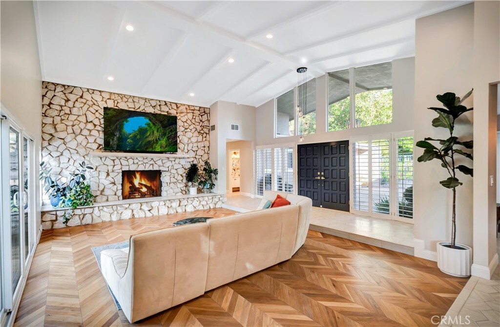 Property Photo:  20351 Wells Drive  CA 91364 