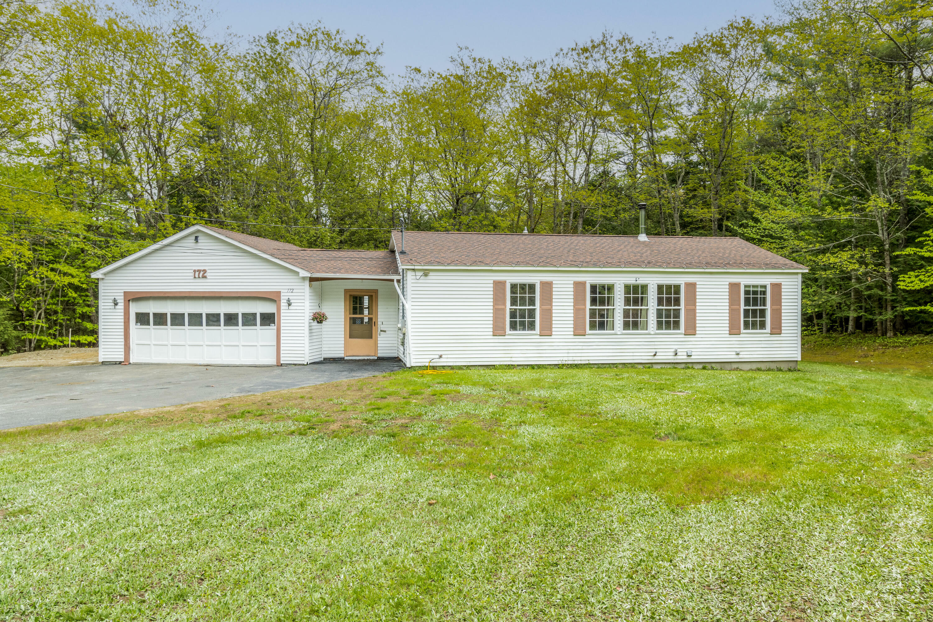 Property Photo: 172 Mayall Road ME 04039