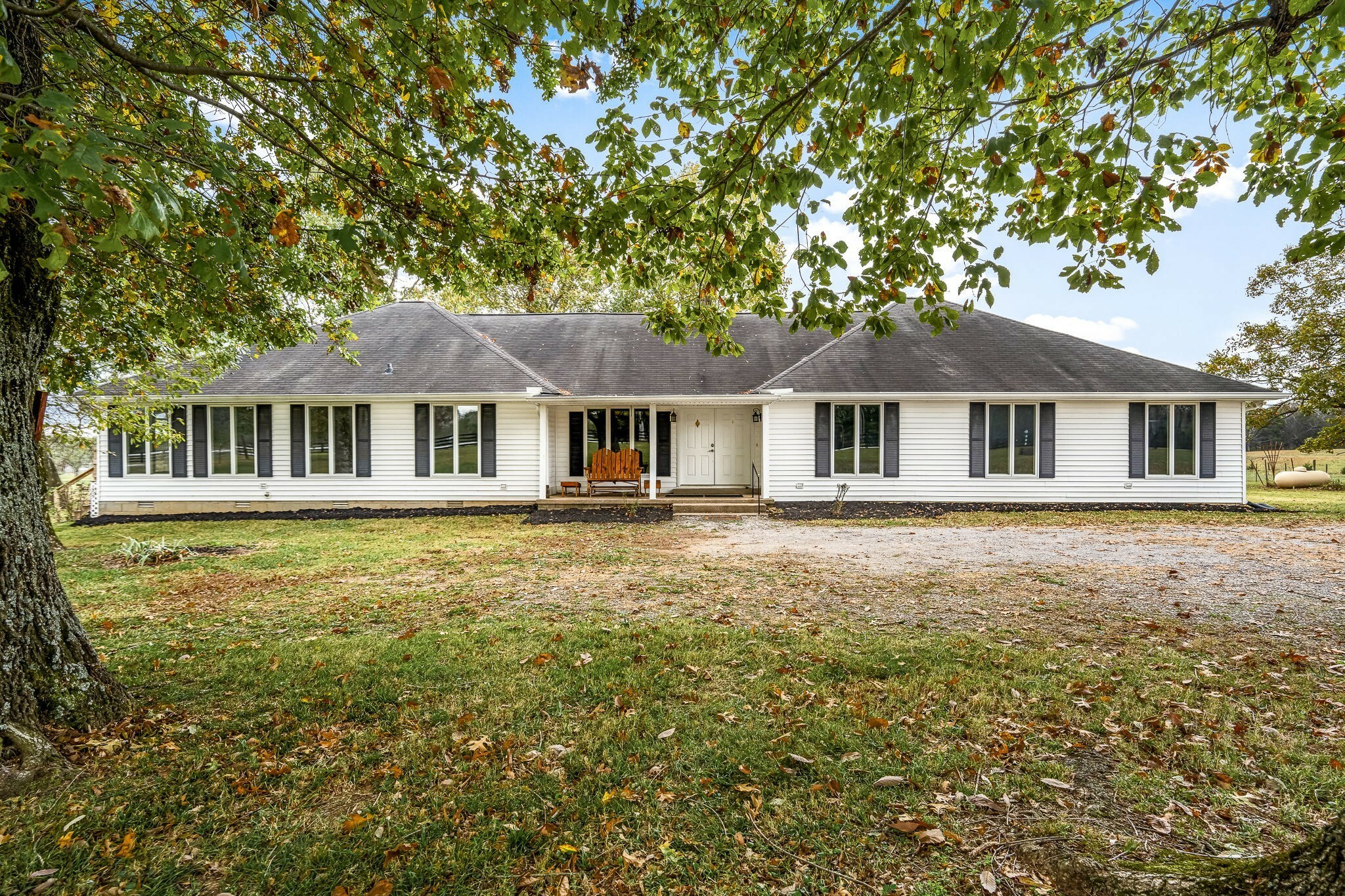 Property Photo: 4785 Hwy 41A N TN 37060