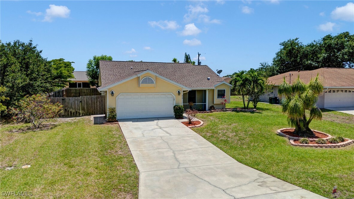 Property Photo: 910 SW 25th Street FL 33914