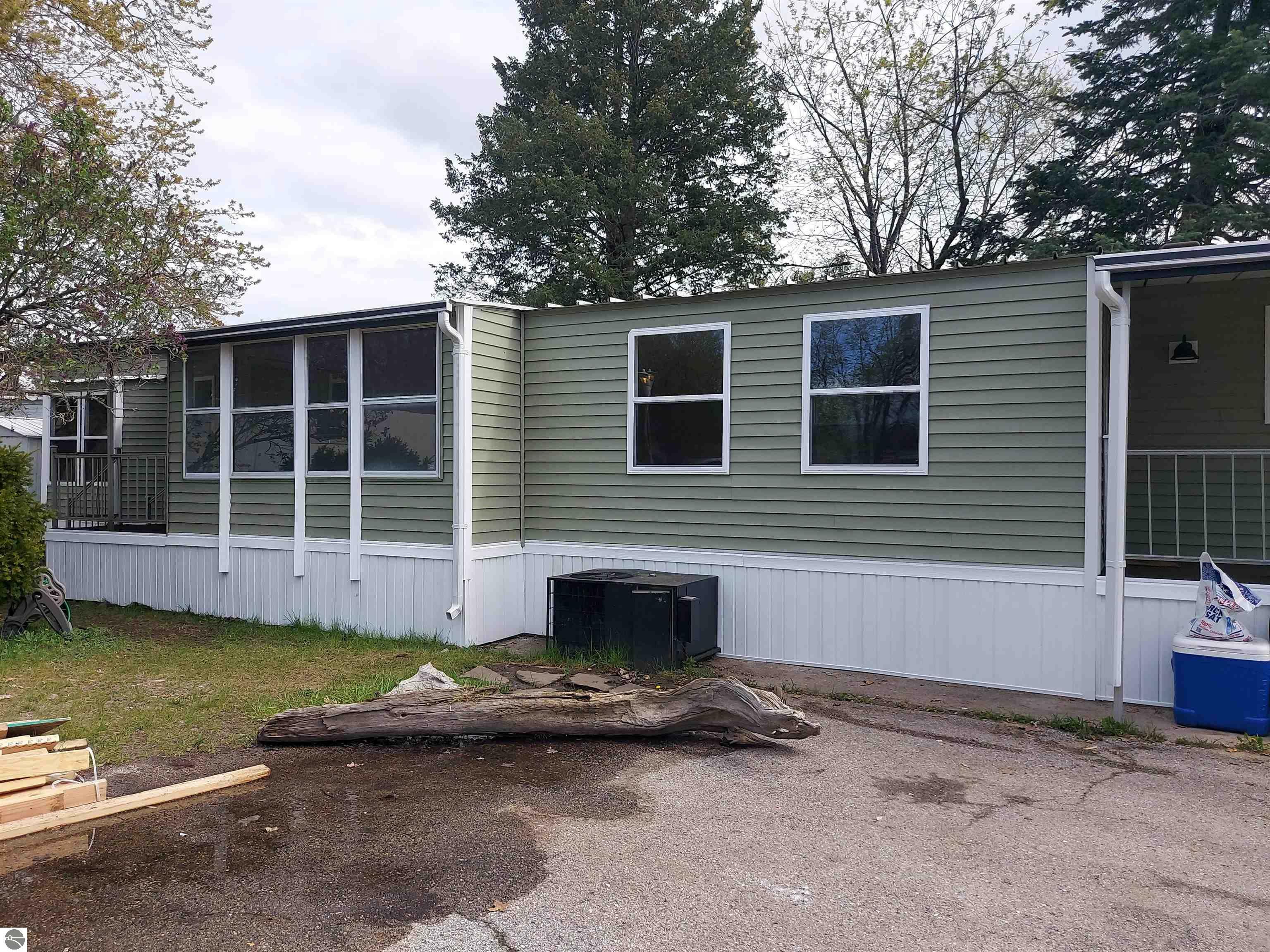 Property Photo:  1710 Geraldton Place  MI 49686 