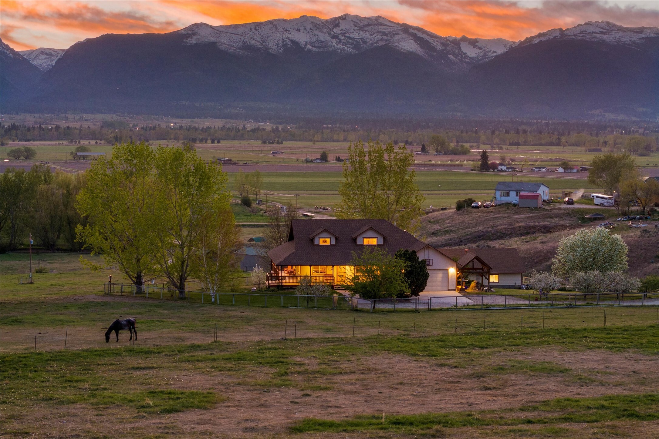 Property Photo: 1892 Sutherland Lane MT 59828