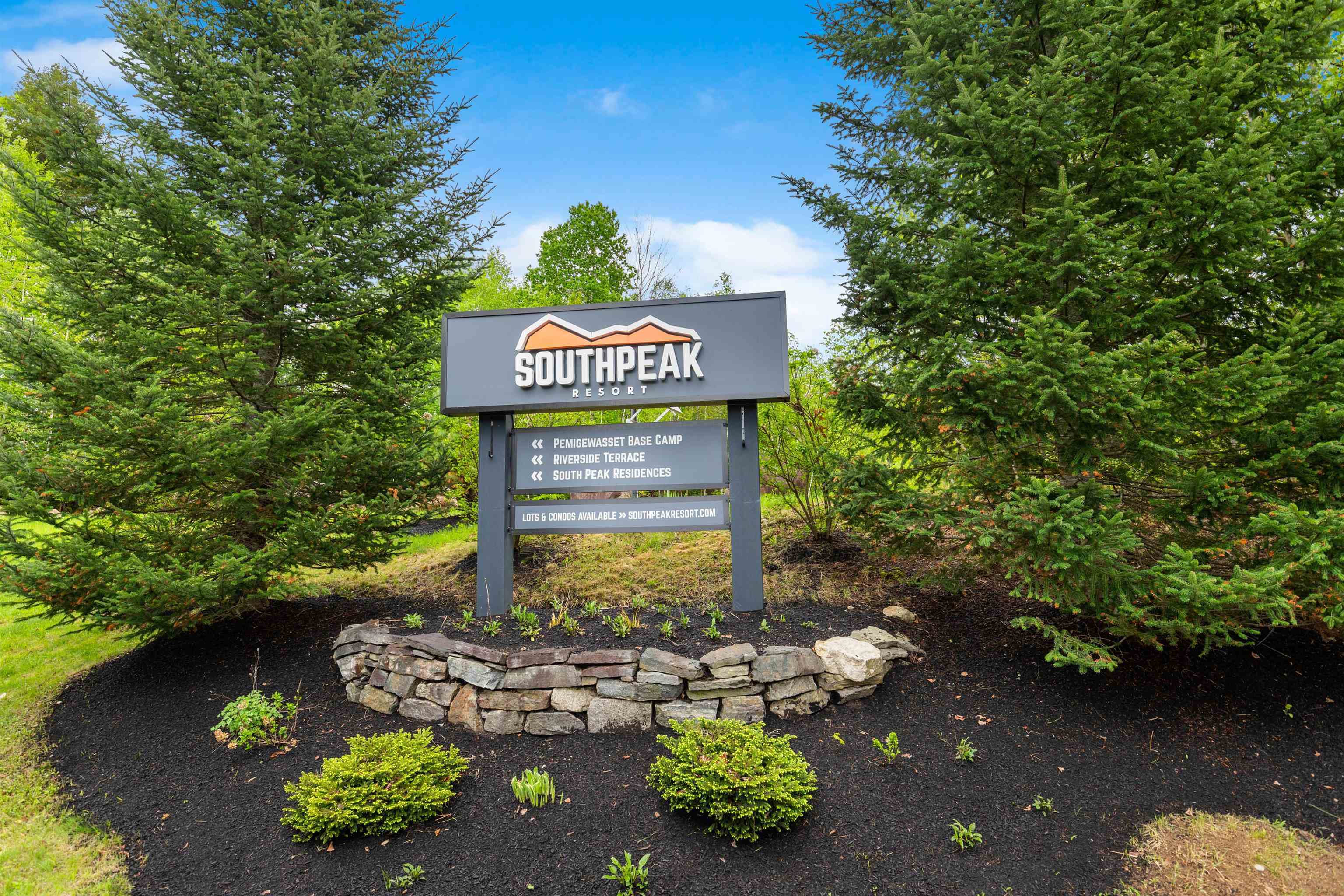 Property Photo:  56 Friendship Court  NH 03251 