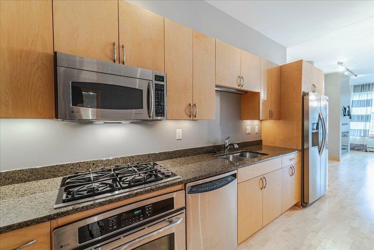 Property Photo: 401 2nd Street N 220 MN 55401