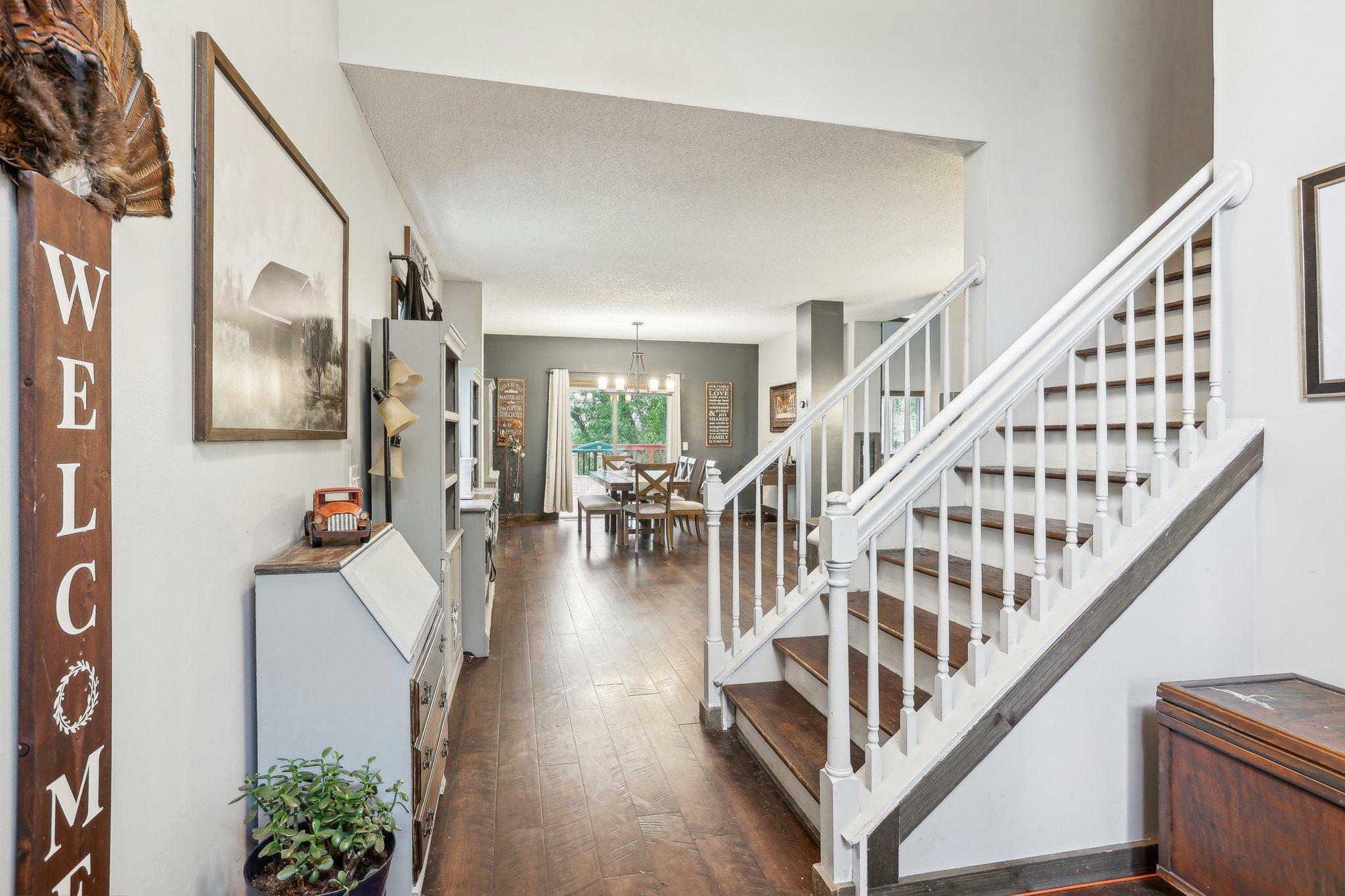 Property Photo: 8609 Savanna Oaks Lane MN 55125
