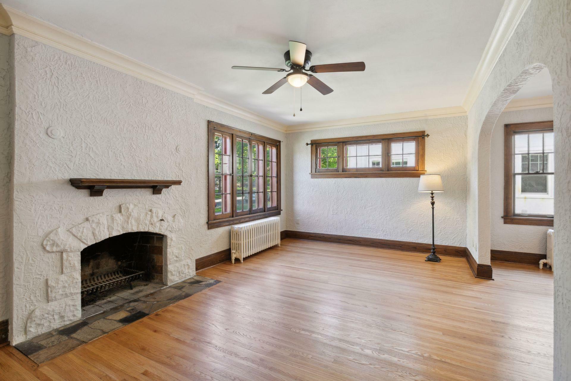 Property Photo: 2114 Randolph Avenue MN 55105