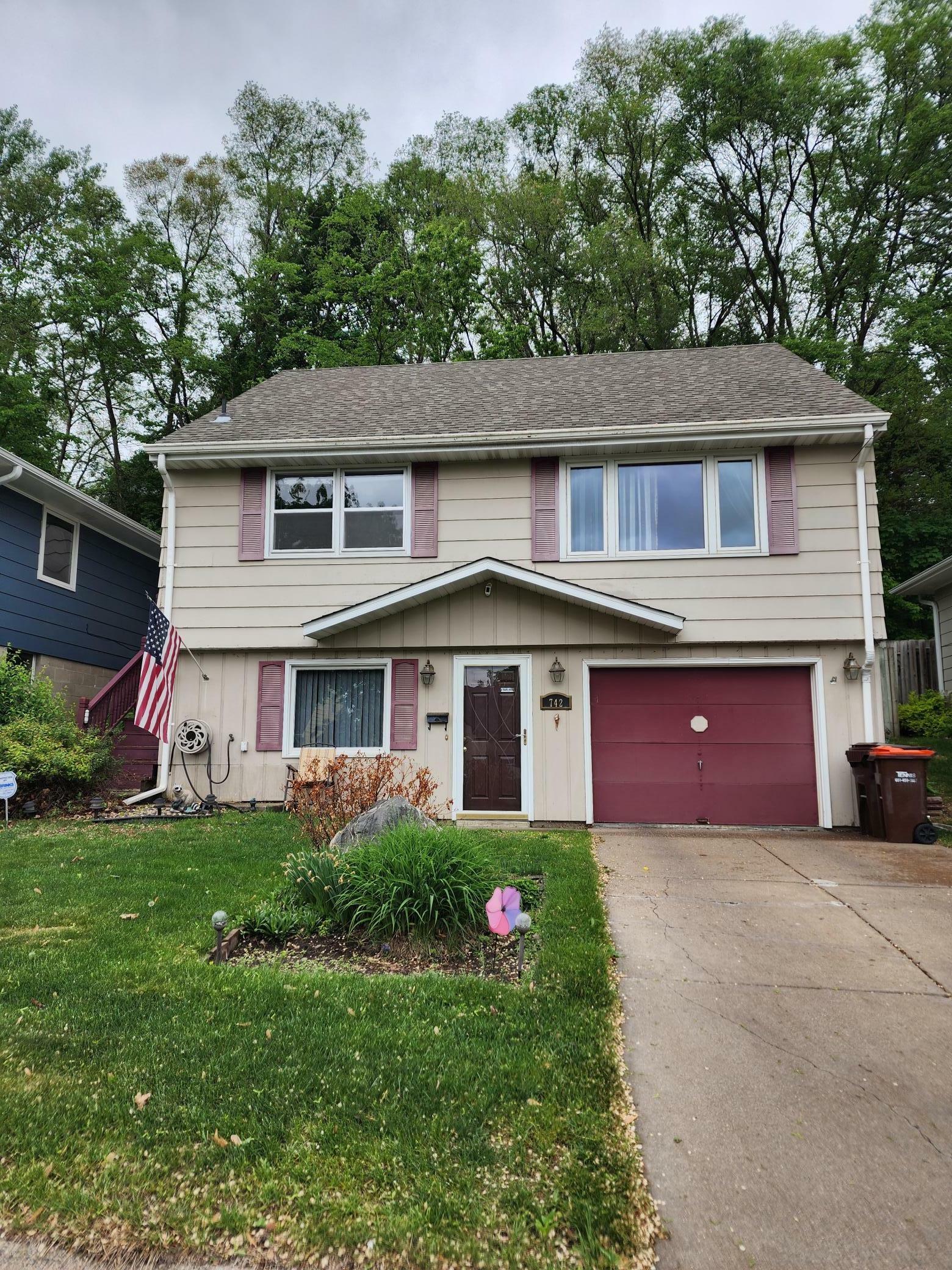 Property Photo: 742 8th Avenue S MN 55075