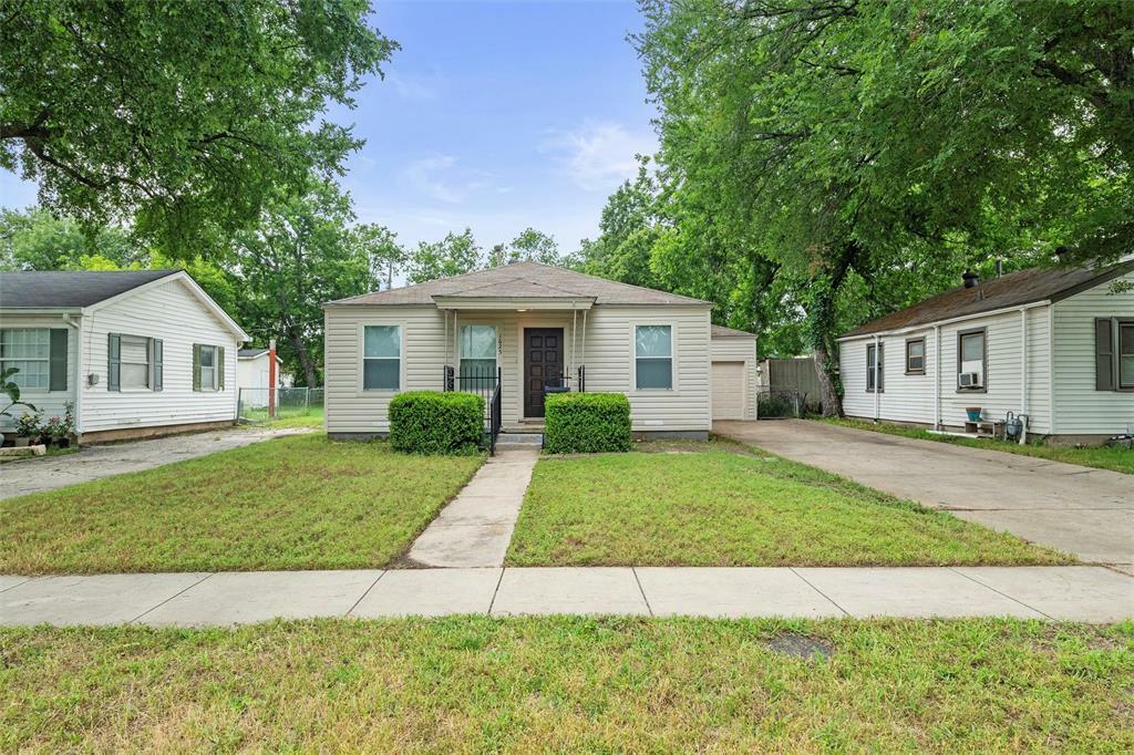 Property Photo: 1625 Walnut Street TX 75050