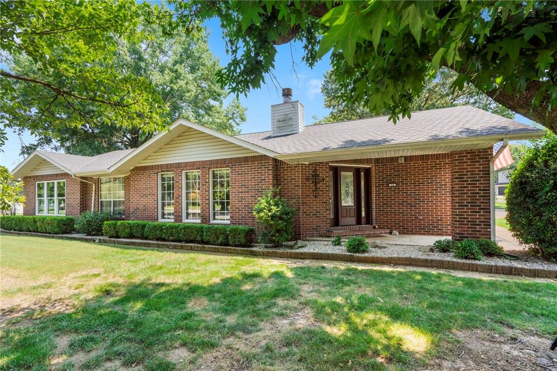 Property Photo:  21660 Seminole Court  AR 72761 