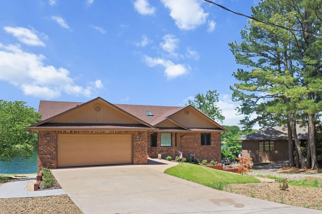 Property Photo: 6 Portsmouth Lane AR 72715