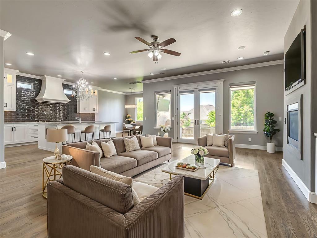Property Photo:  832 Gateway Bridge Road  OK 73034 