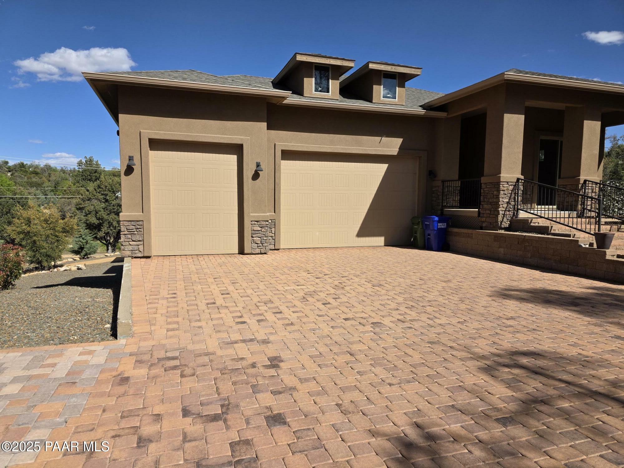 Property Photo: 2101 Burlwood Drive AZ 86305