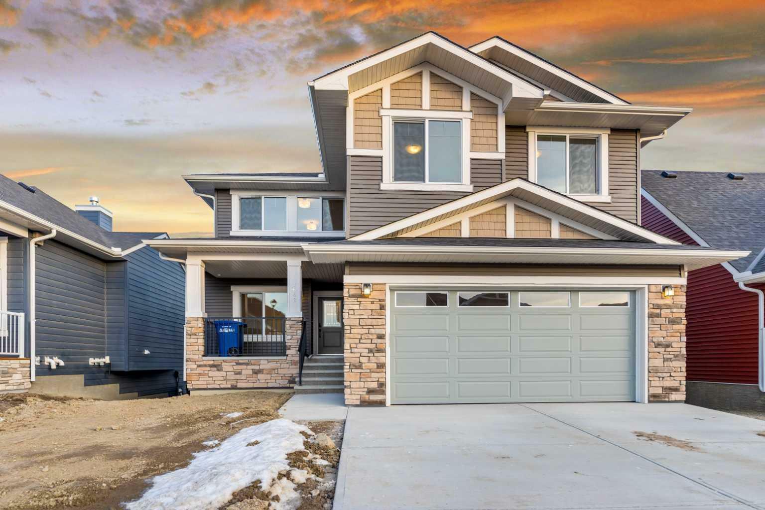 Property Photo: 1642 Baywater Street SW AB T4B 0A7