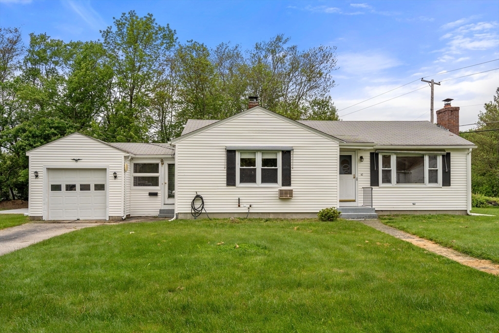 10 Sunset Dr  Northbridge MA 01588 photo