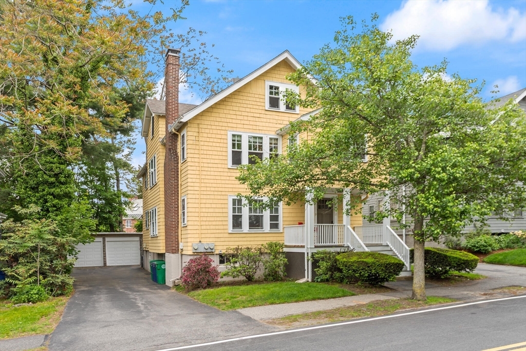 Property Photo: 17-19 Newtonville Ave 2 MA 02458