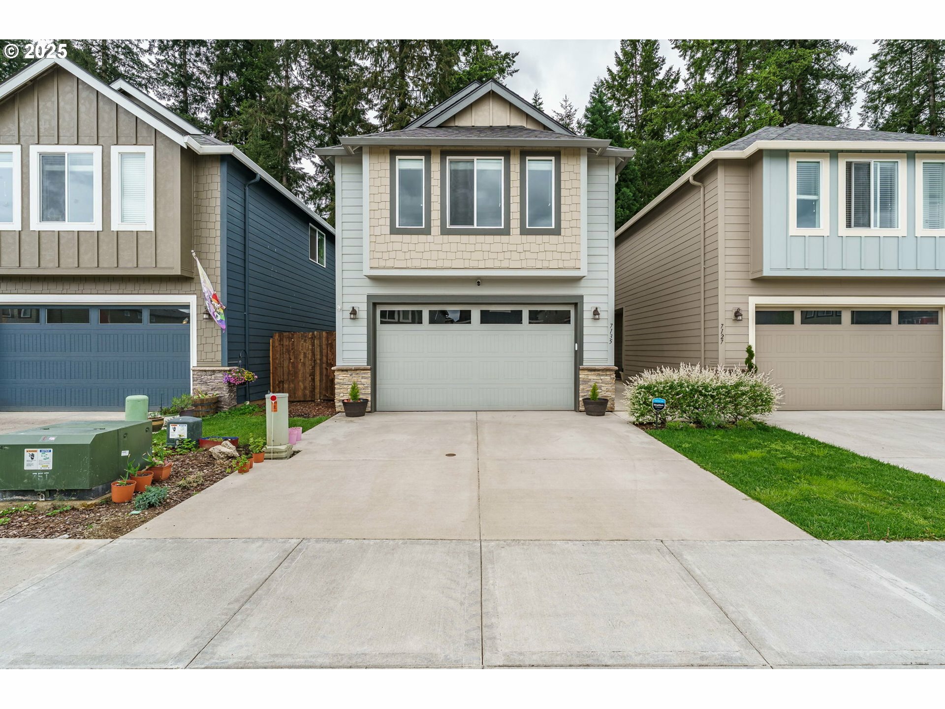 Property Photo: 7135 S 13th St WA 98642