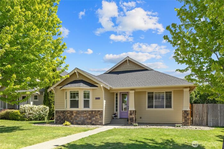 Property Photo: 2400 N Spar Lane WA 98926