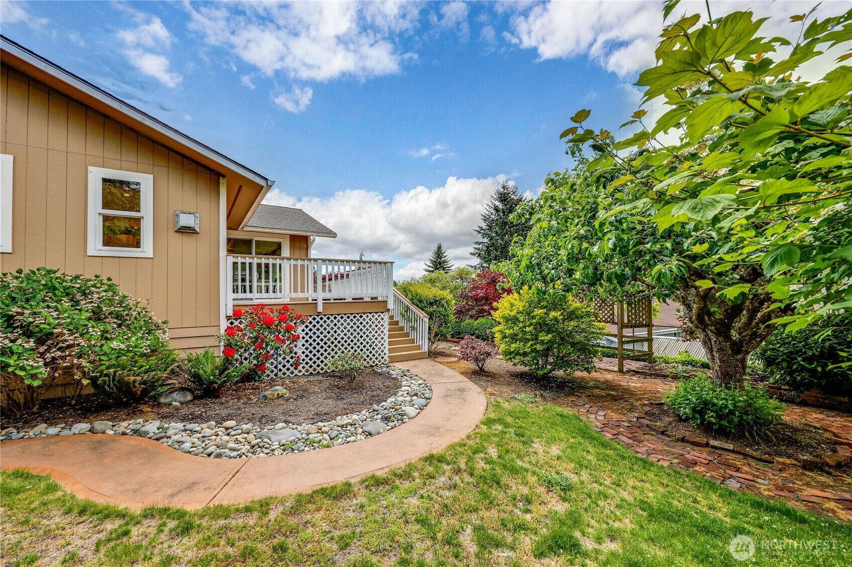 Property Photo:  18143  11th Avenue NE  WA 98370 