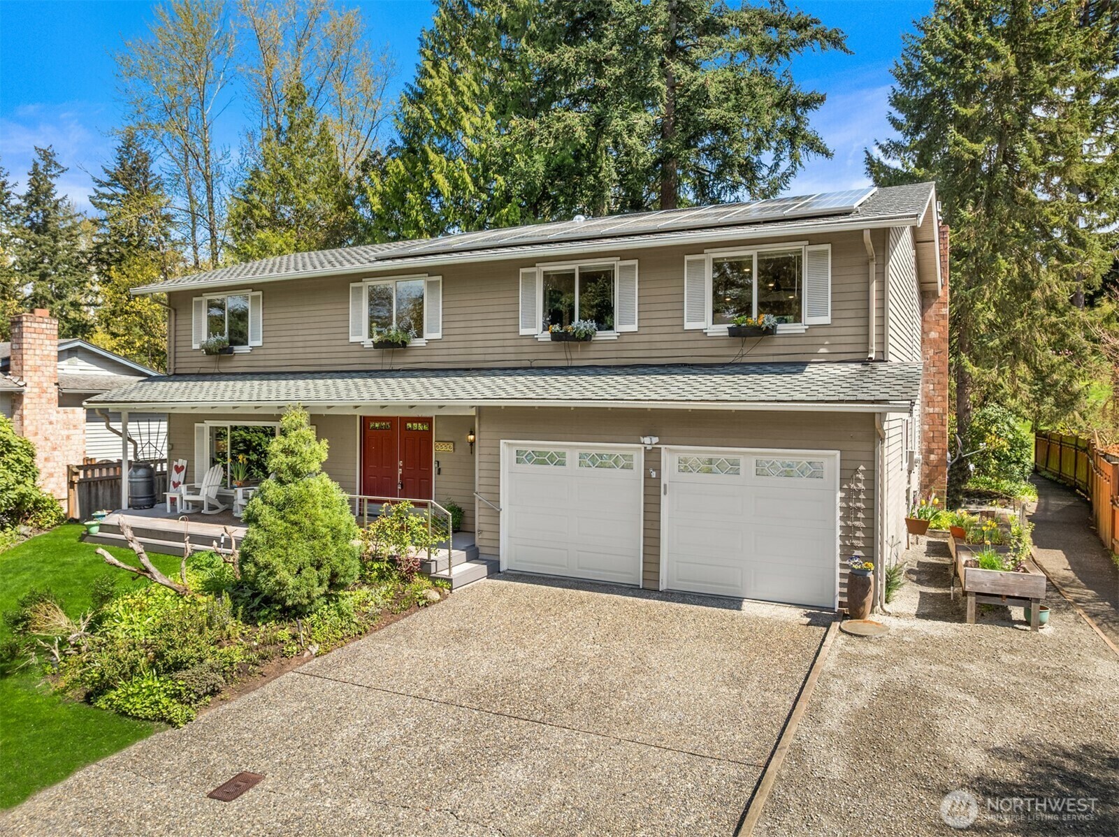 Property Photo: 6556 116th Place NE WA 98033