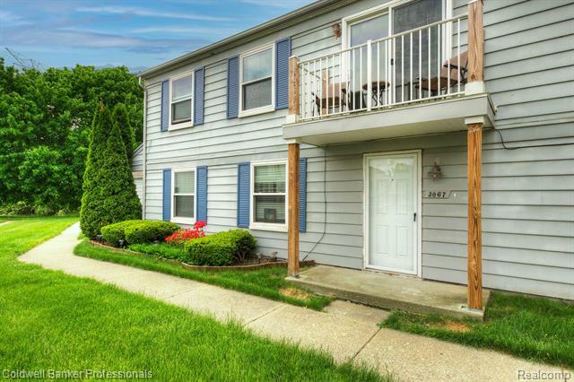 3067 Oakridge  Orion Twp MI 48360 photo