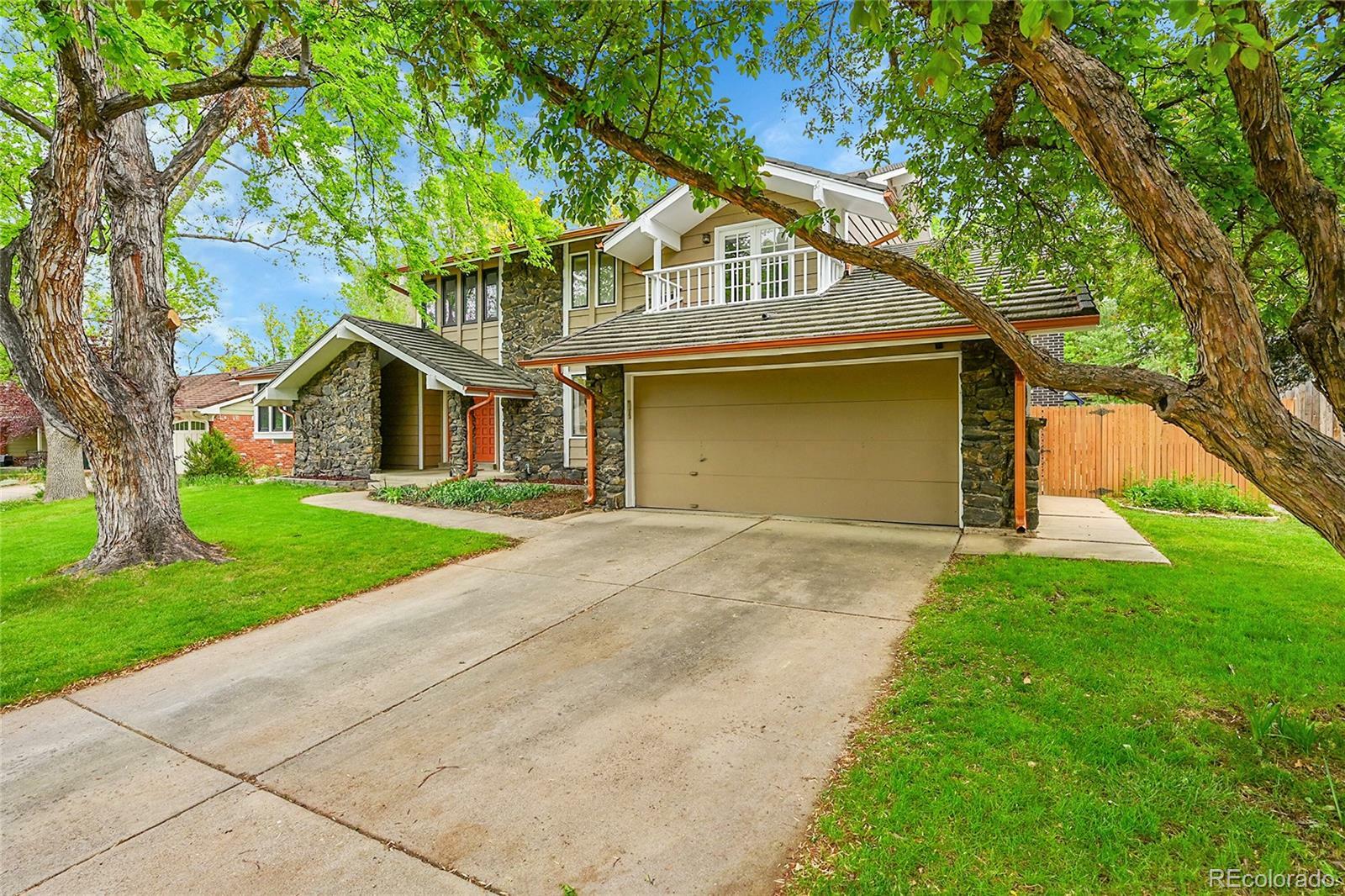 Property Photo: 4012 S Newport Way CO 80237