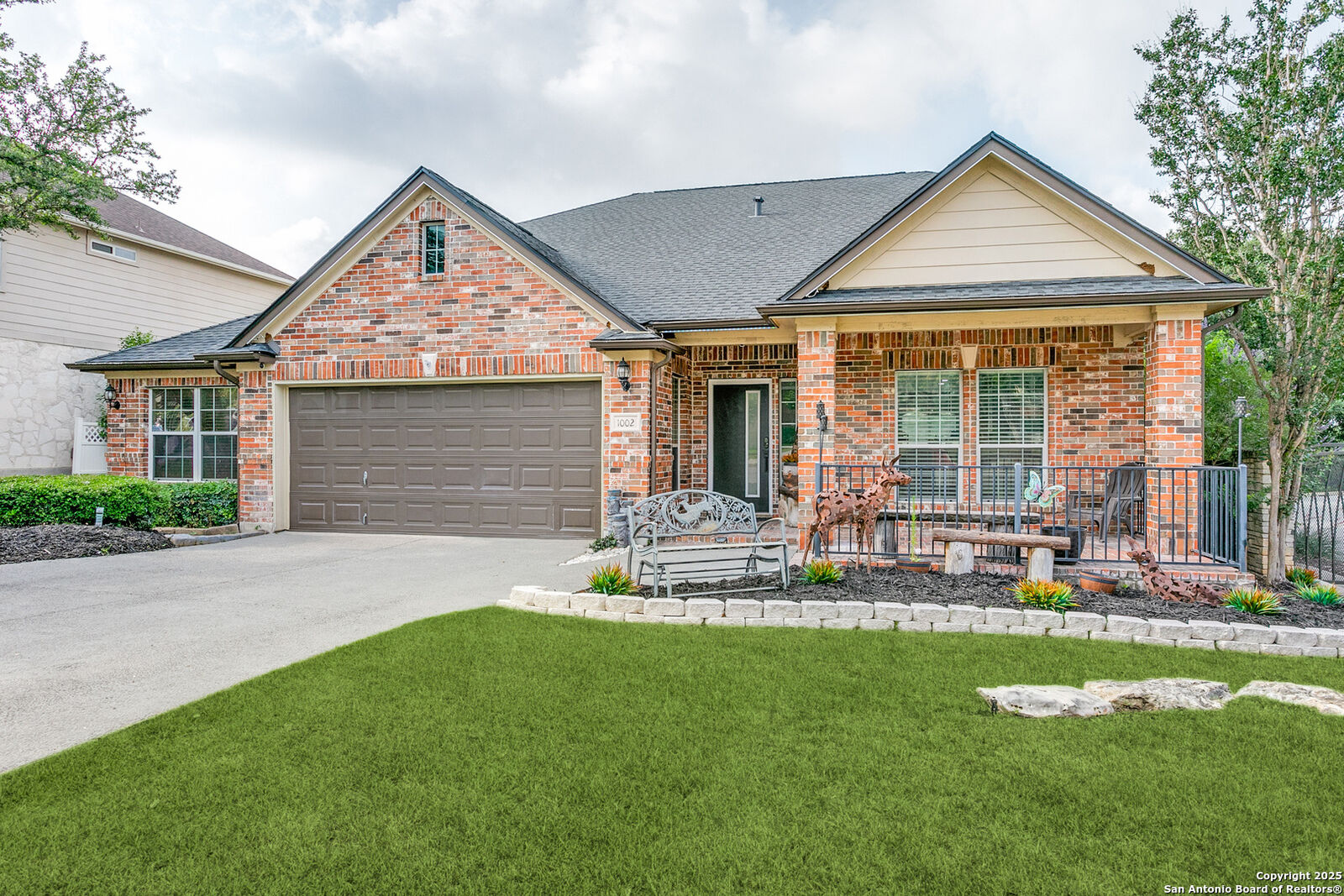 Property Photo:  1002 Alpine Pond  TX 78260 