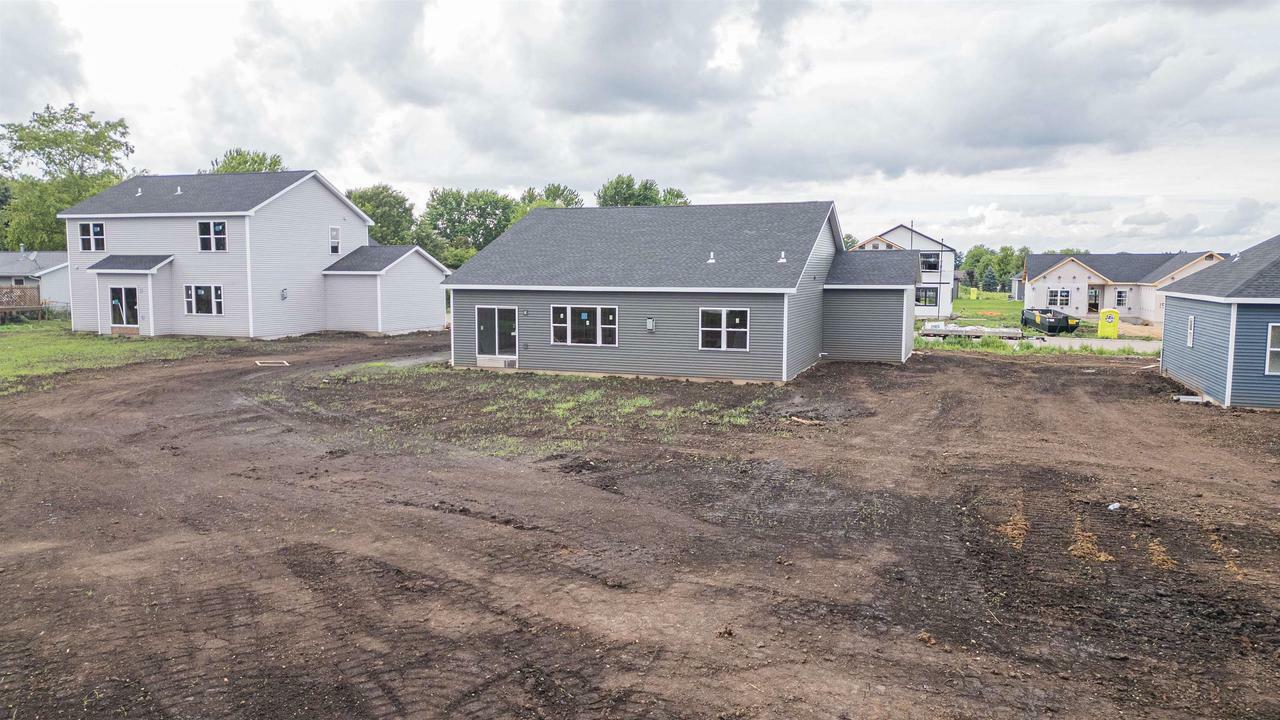 Property Photo: 71 East Evergreen Lane WI 53563