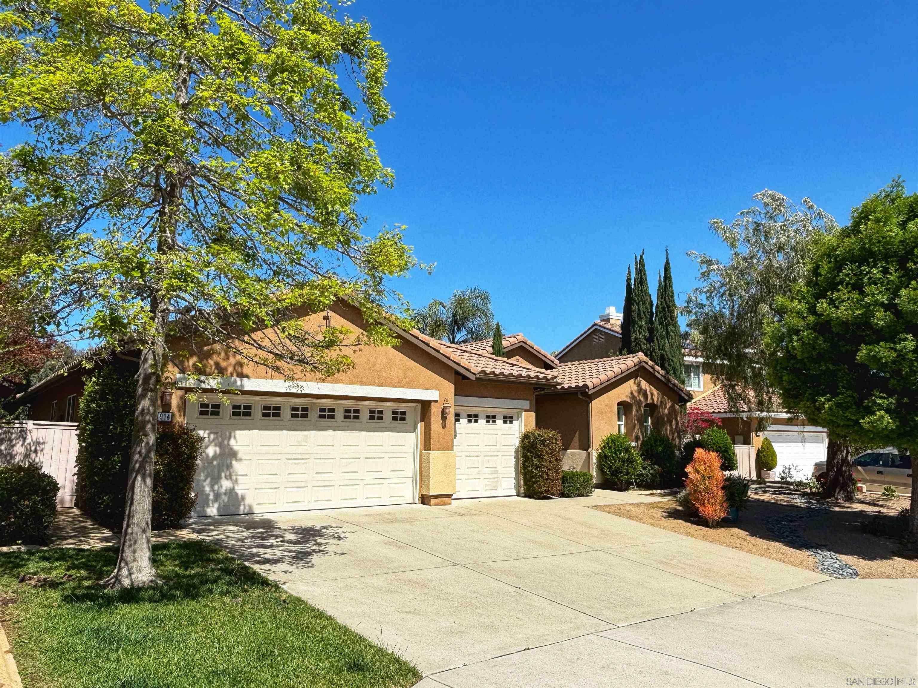 914 Lantana Ct  San Marcos CA 92069 photo