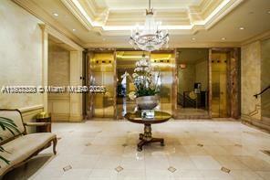 Property Photo: 19707 Turnberry Way 18L FL 33180