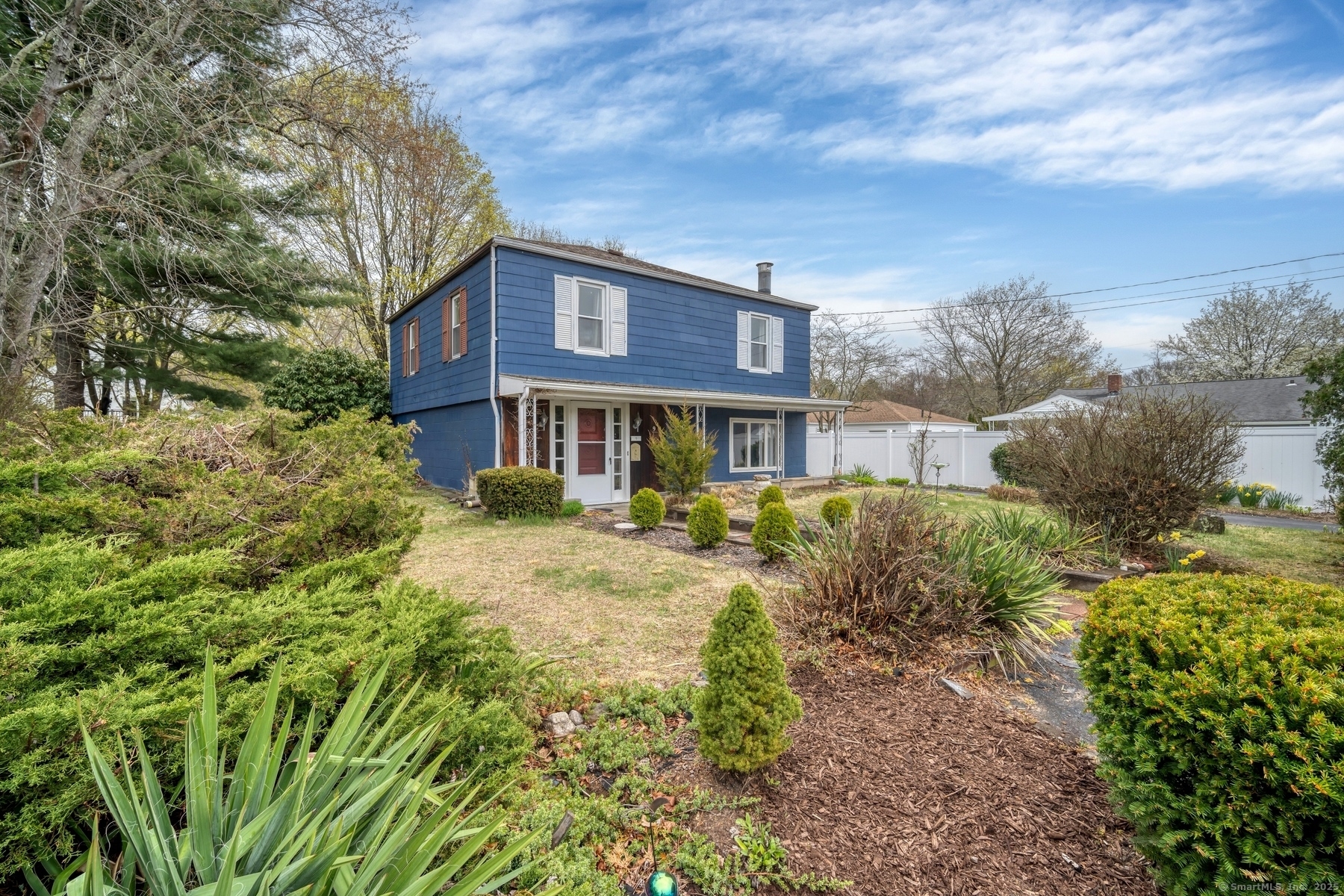 Property Photo:  9 Woodlawn Court  CT 06385 