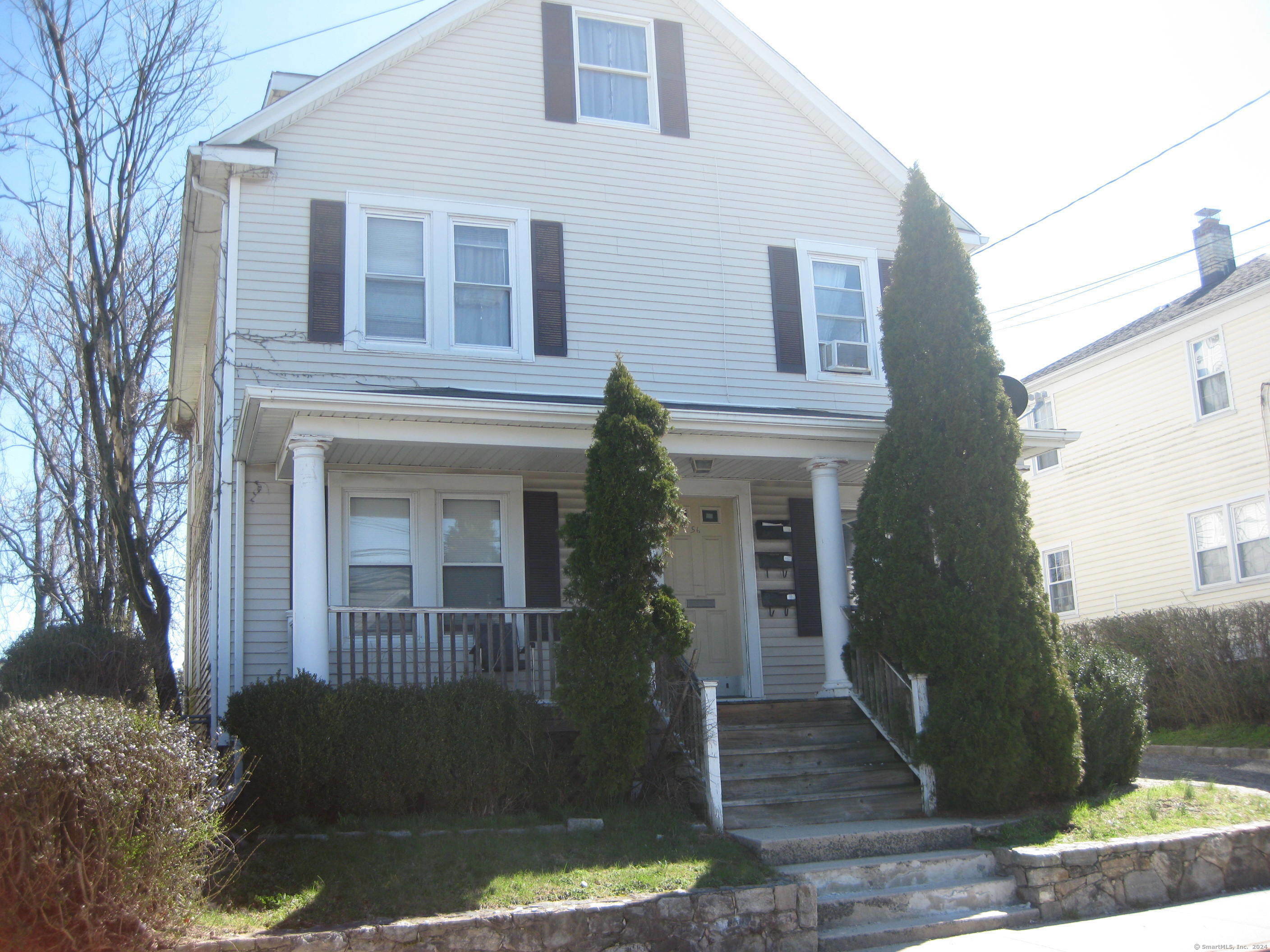 Property Photo:  56 Horton Street 2  CT 06902 