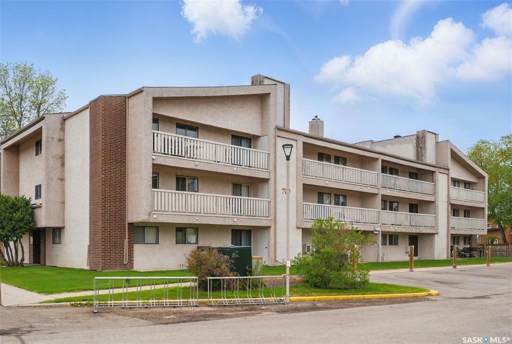 310 Stillwater Drive 733  Saskatoon SK S7J 4H7 photo