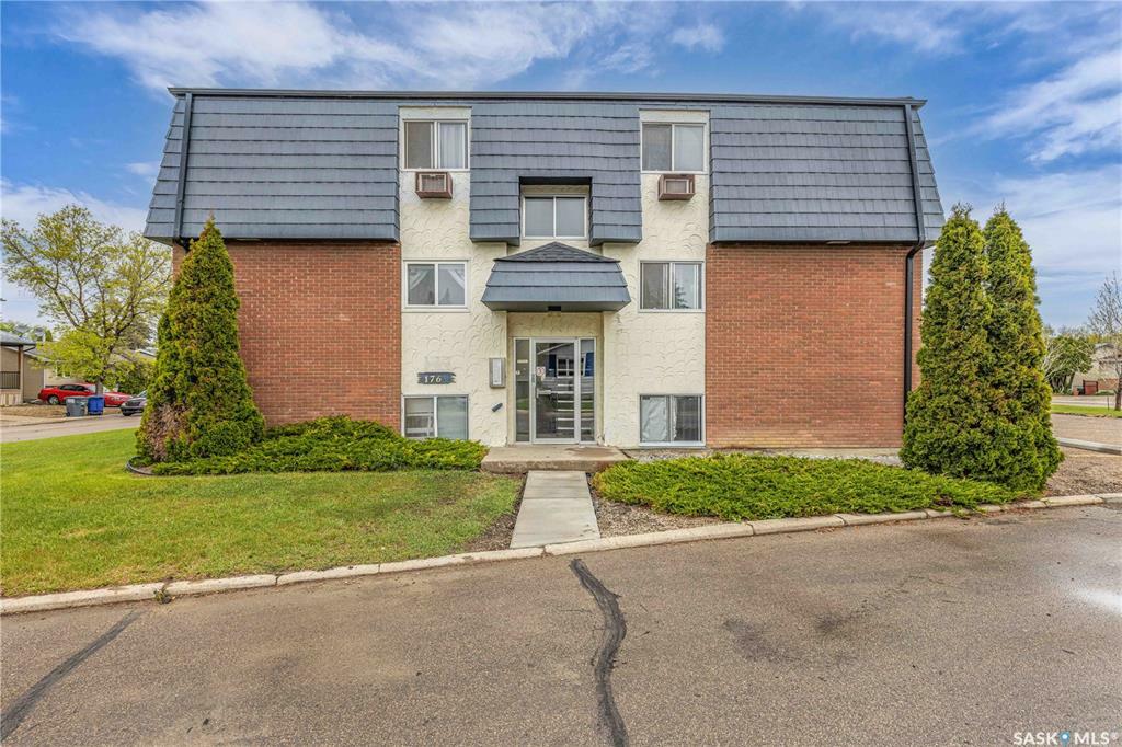 176 Acadia Court 17  Saskatoon SK S7H 4C4 photo