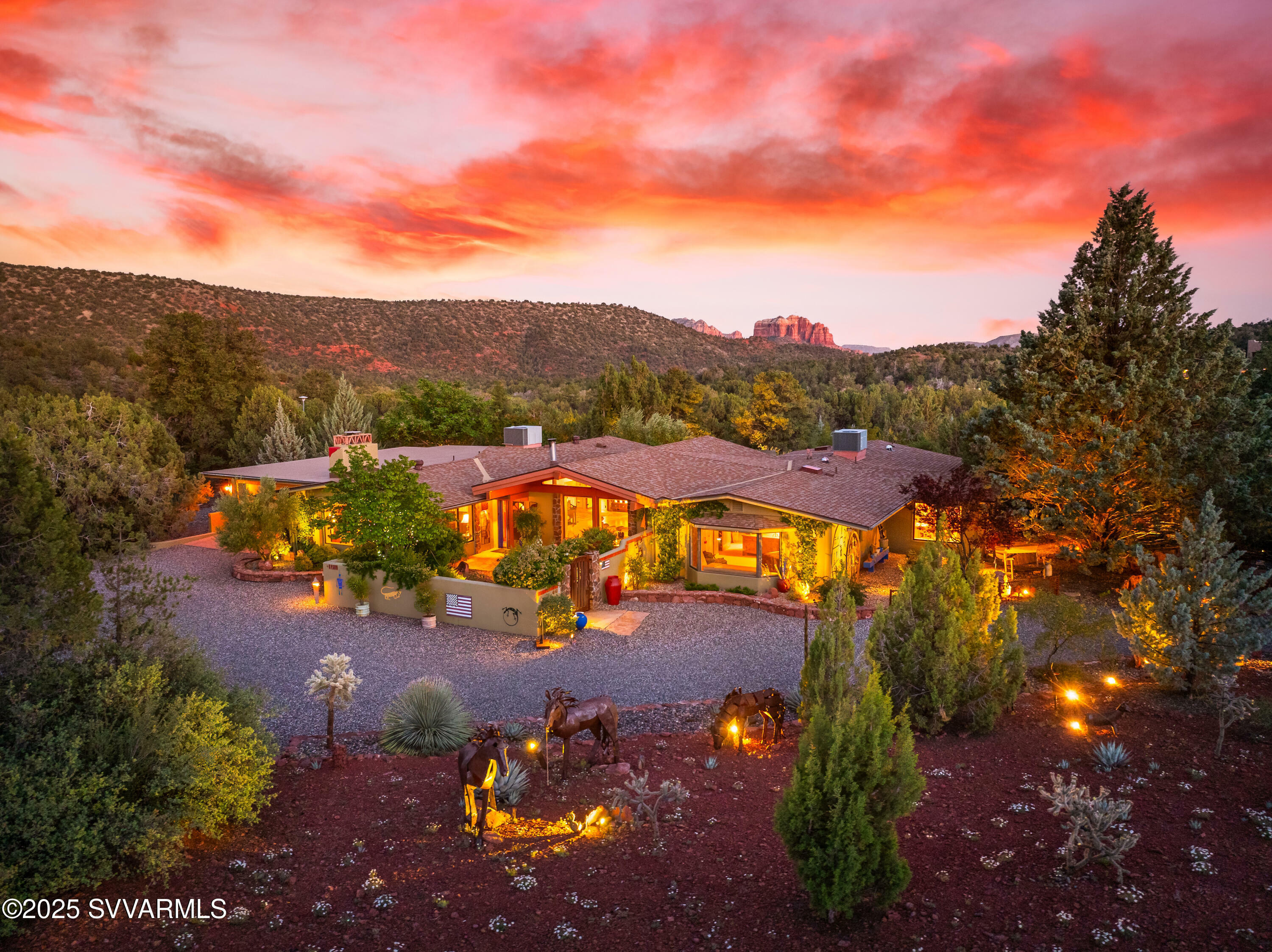 Property Photo: 550 El Camino Rd AZ 86336