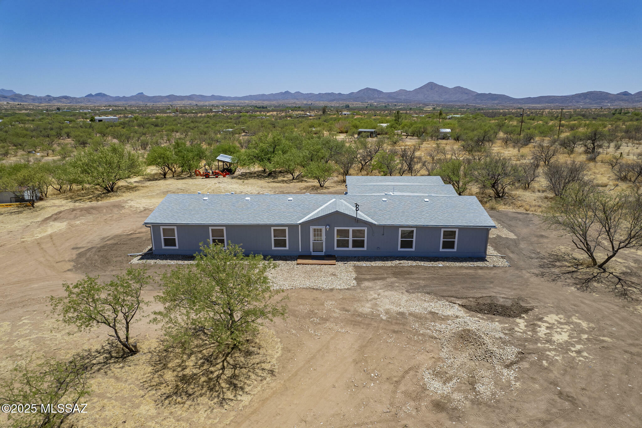 Property Photo: 16155 W Ili Teka Road AZ 85601