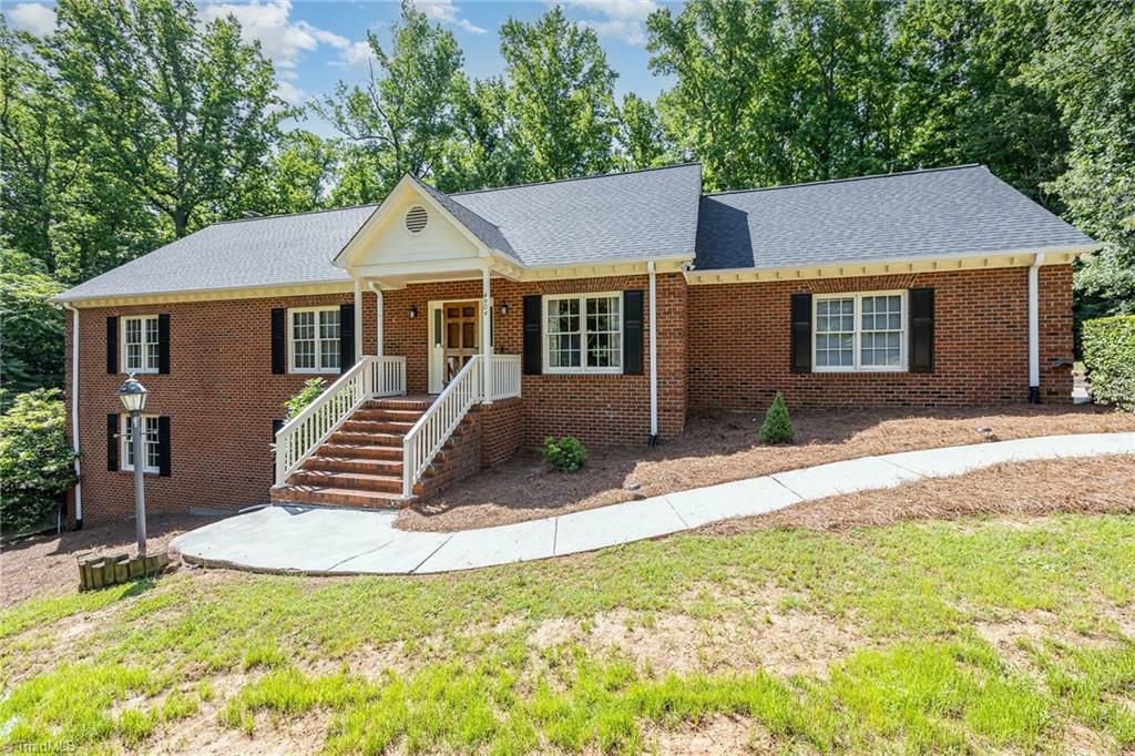Property Photo: 4904 Landaff Drive NC 27406