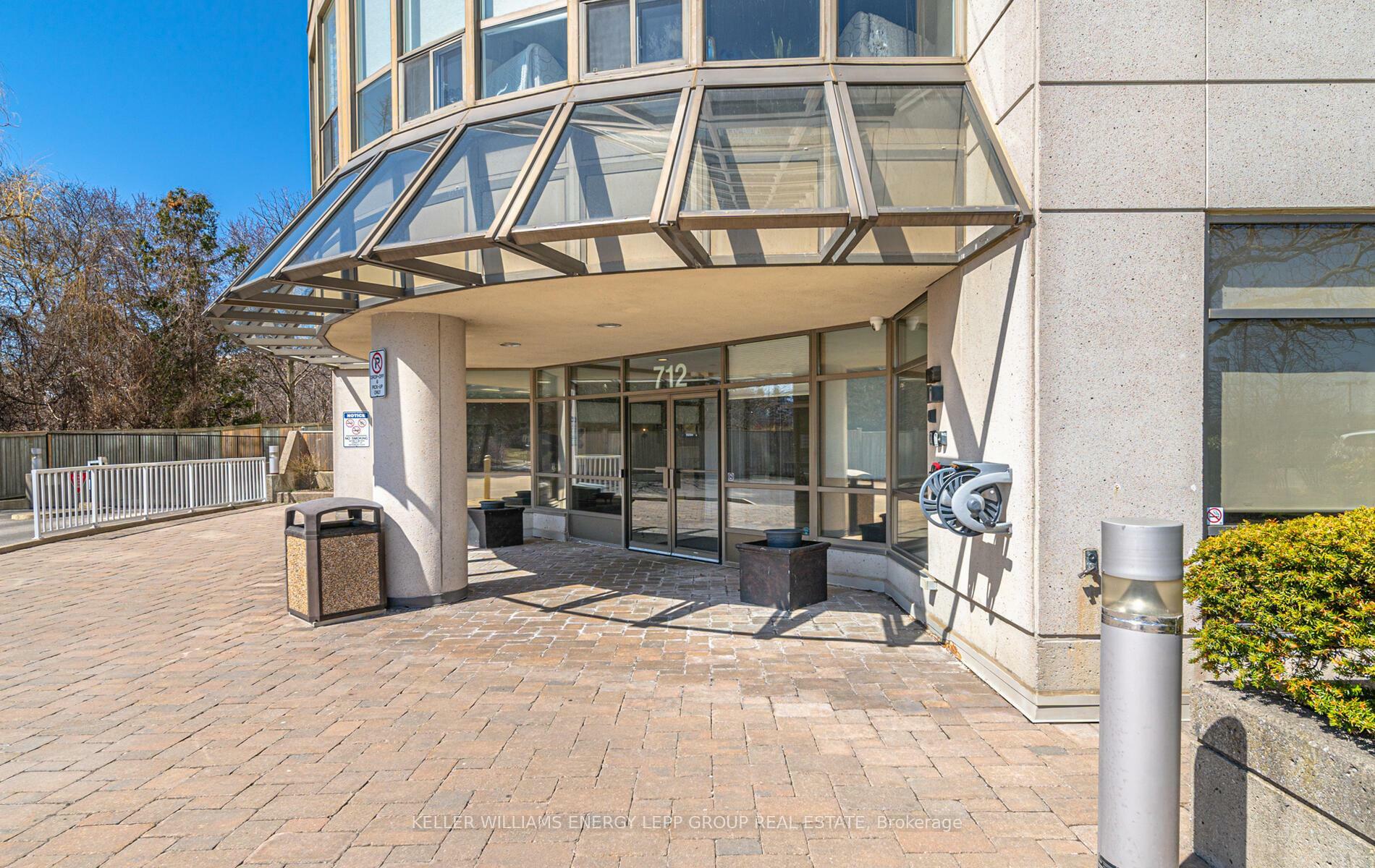 Property Photo: 712 Rossland Road E 1007 ON L1N 9E8