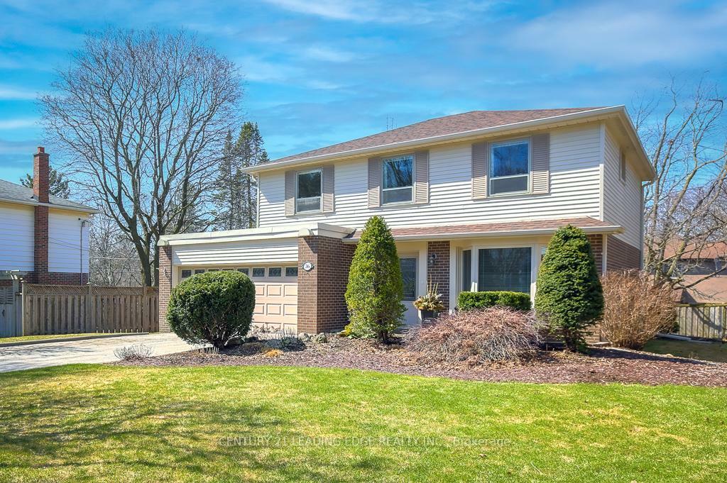 Photo de la propriété: 36 Walkerton Drive ON L3P 1H8