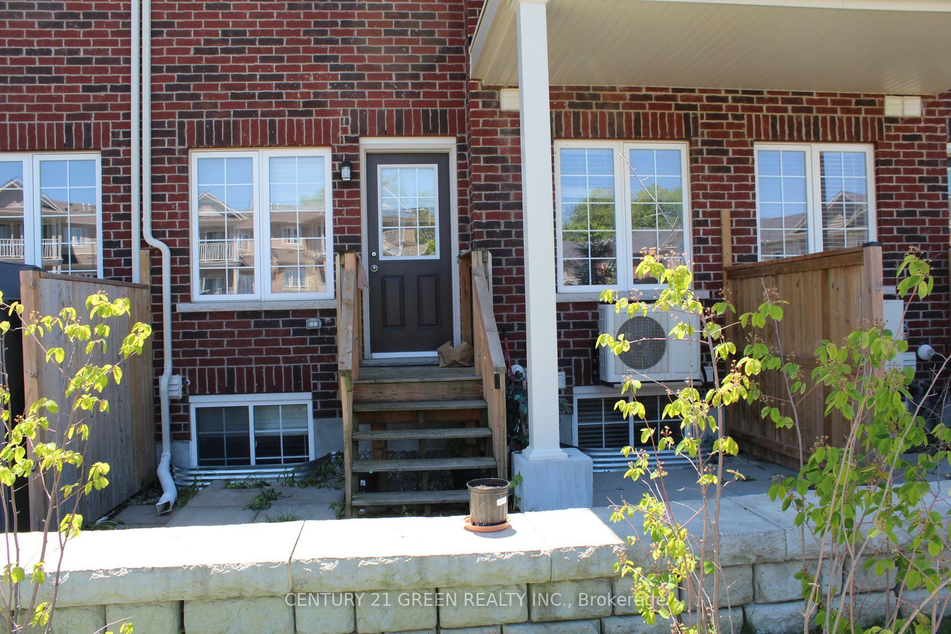 Photo de la propriété:  403 Westwood Drive 32  ON N2M 0B5 